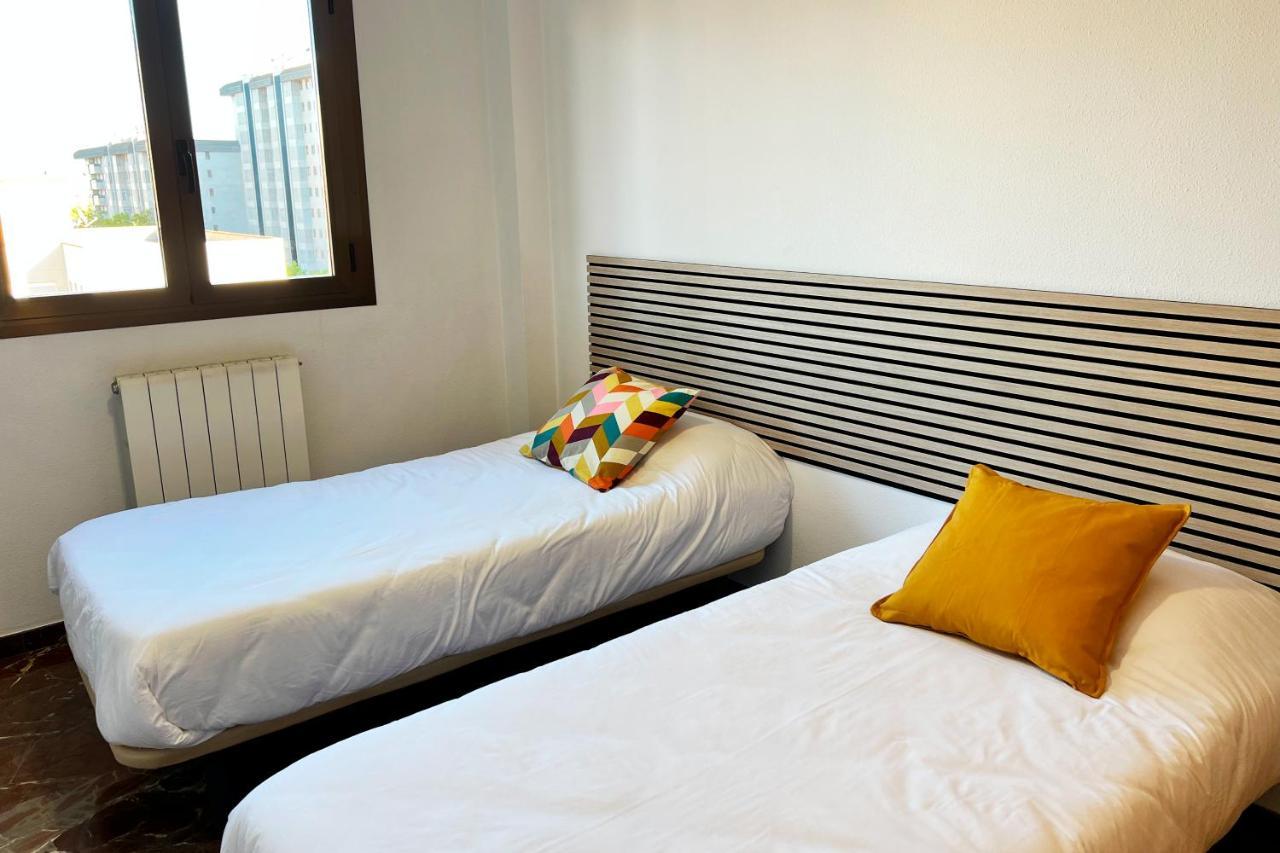 Apartamentos Zaragoza 3000 Exteriör bild