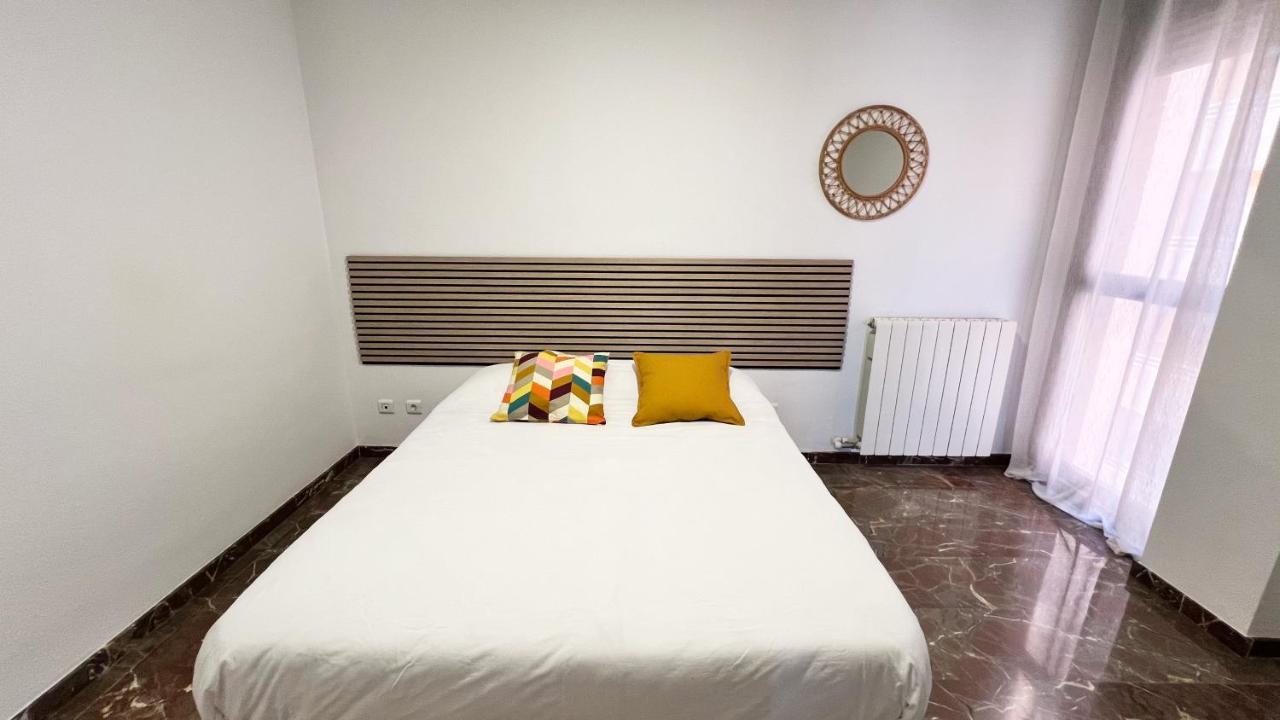 Apartamentos Zaragoza 3000 Exteriör bild