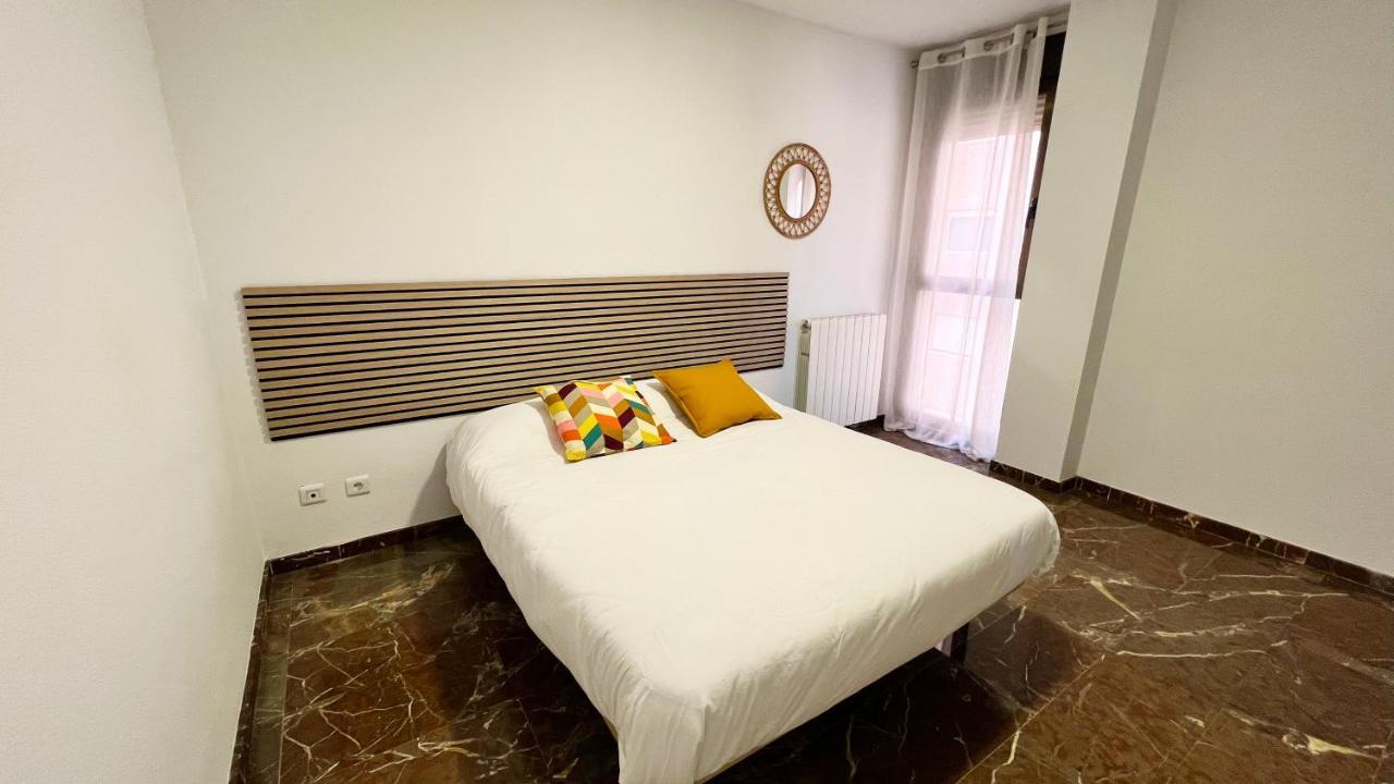 Apartamentos Zaragoza 3000 Exteriör bild